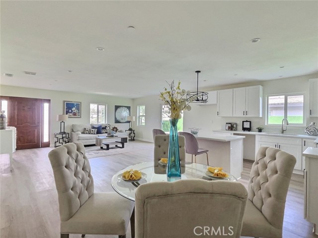 378 W Rosa Parks Road, Palm Springs CA: https://media.crmls.org/medias/4c5a290e-6fa2-4022-bc14-23c8c78f1579.jpg