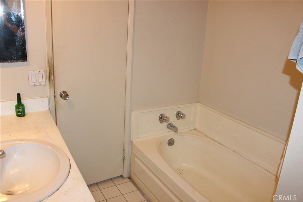 MLS #OC25167934 img 18