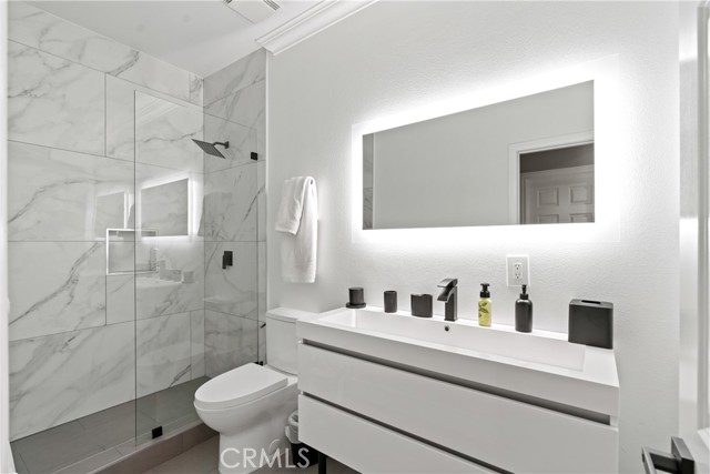 Detail Gallery Image 23 of 44 For 20508 Charlie Ct, Saugus,  CA 91350 - 4 Beds | 3 Baths