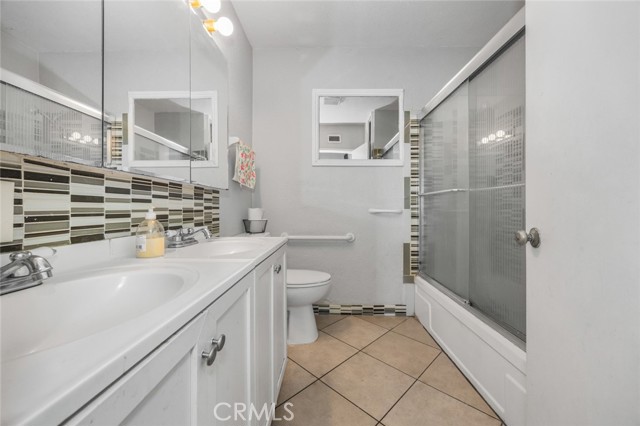 Detail Gallery Image 18 of 28 For 1138 Acacia St, Corona,  CA 92879 - 3 Beds | 2 Baths