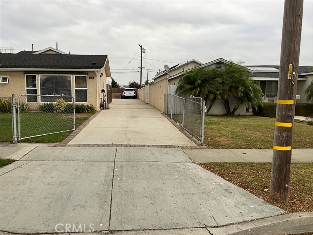 Detail Gallery Image 1 of 9 For 3419 W 186th St #1/2,  Torrance,  CA 90504 - 1 Beds | 1 Baths