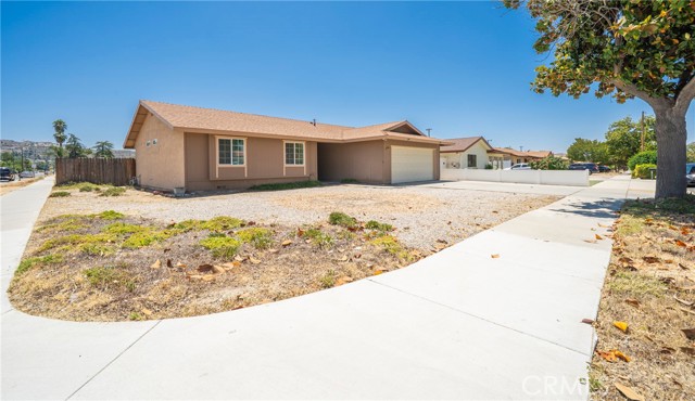 1281 Leslie Drive, Hemet CA: https://media.crmls.org/medias/4c5e0cfd-ebb1-4226-a69d-84ac958a080f.jpg