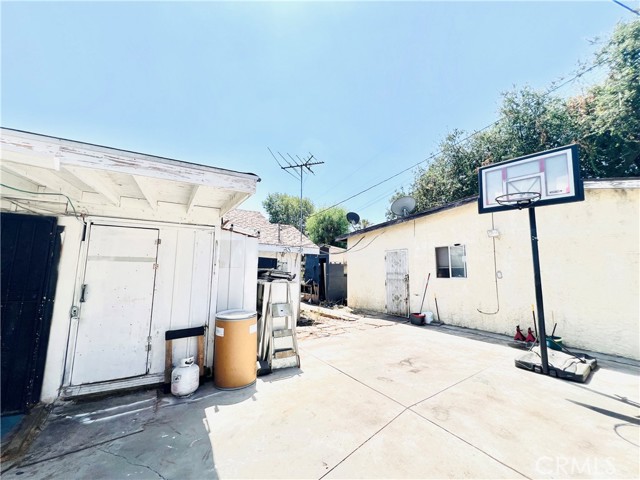 Image 10 of 12 For 17534 Northam Street