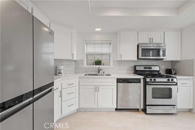 26938 Terri Drive, Canyon Country CA: https://media.crmls.org/medias/4c5e7793-00ef-4ee3-bf11-078ae7323200.jpg