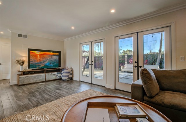 Detail Gallery Image 6 of 31 For 1582 Ponderosa St, Costa Mesa,  CA 92626 - 3 Beds | 2 Baths