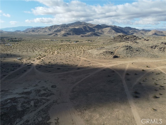 0 Fairview Valley Road, Apple Valley CA: https://media.crmls.org/medias/4c5f72f1-270e-4785-8648-a804f1311b80.jpg