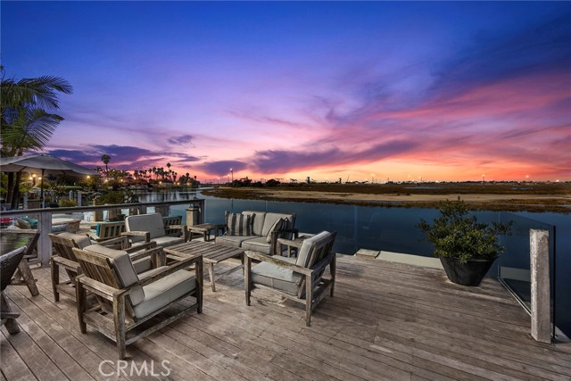 Detail Gallery Image 45 of 45 For 235 Canal St, Newport Beach,  CA 92663 - 4 Beds | 3/1 Baths