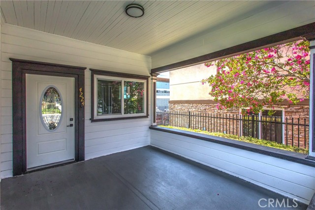 4224 Brockton Avenue, Riverside CA: https://media.crmls.org/medias/4c6038b7-0988-4c6e-9d0e-a28790be258e.jpg