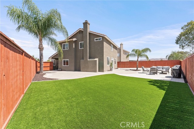8798 Crest View Drive, Corona CA: https://media.crmls.org/medias/4c6090ae-7339-436e-be7e-a95a479ac451.jpg
