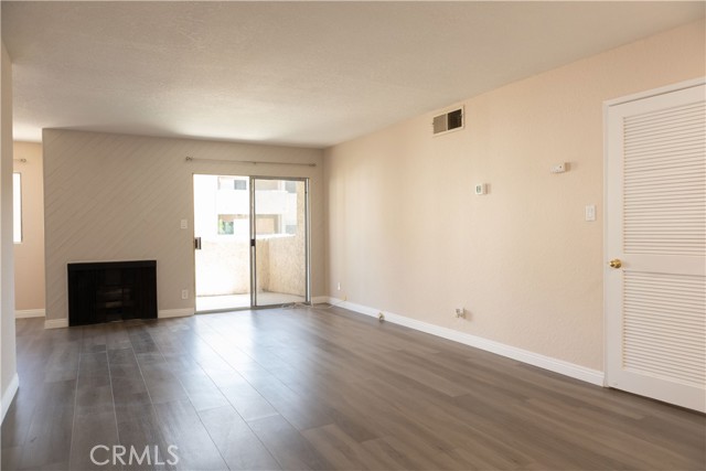 Detail Gallery Image 2 of 28 For 2386 E Del Mar Bld #203,  Pasadena,  CA 91107 - 1 Beds | 1 Baths