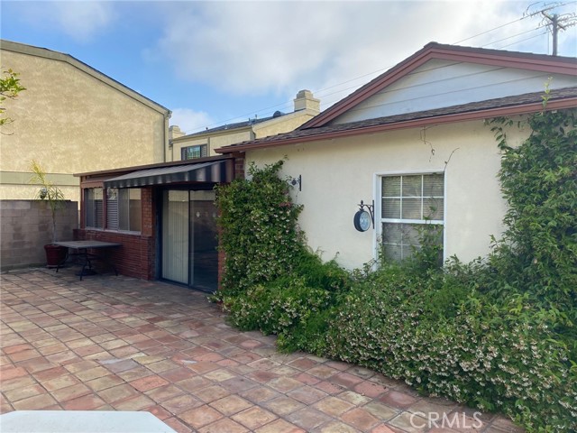 1504 Mathews Avenue, Manhattan Beach, California 90266, 4 Bedrooms Bedrooms, ,Residential,Sold,Mathews,SB23116889