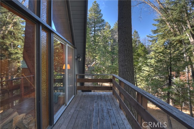 Detail Gallery Image 25 of 34 For 31470 Cedarwood Dr, Running Springs,  CA 92382 - 2 Beds | 1 Baths