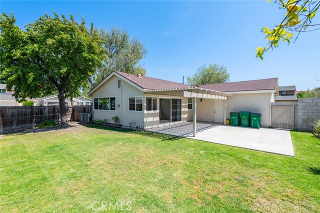 3681 Haverford Street, Irvine CA: https://media.crmls.org/medias/4c618e32-ba78-4686-8699-595b4768dc3d.jpg