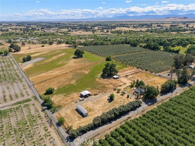 6197 County Road 4, Orland CA: https://media.crmls.org/medias/4c61a6e3-62e7-4f40-b652-2c38e04f6431.jpg