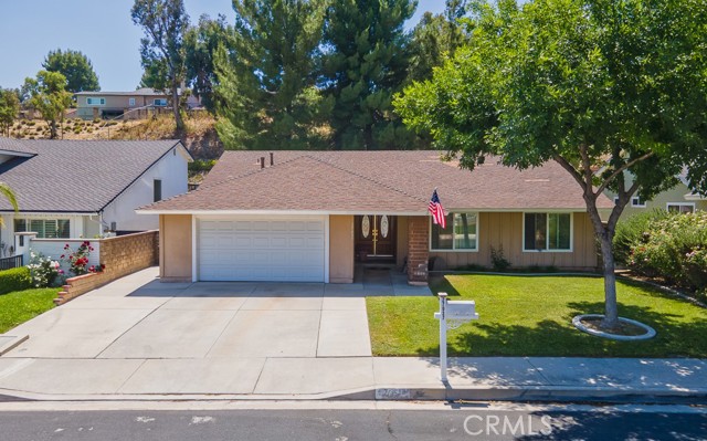 Detail Gallery Image 1 of 1 For 27037 Alabastro Dr, Valencia,  CA 91354 - 3 Beds | 2 Baths