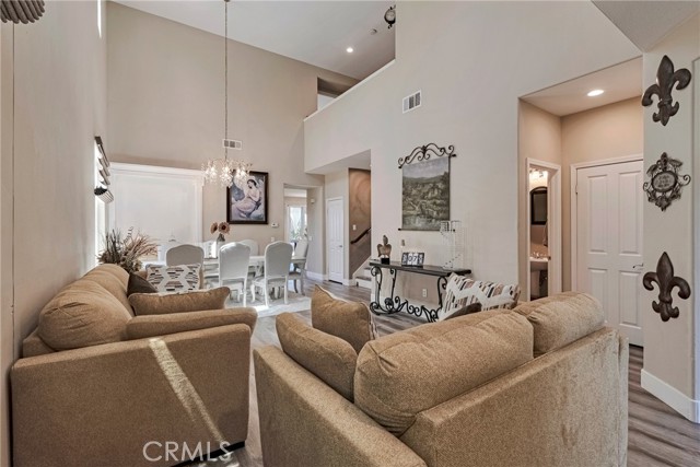Detail Gallery Image 7 of 54 For 19639 Ellis Henry Ct, Newhall,  CA 91321 - 4 Beds | 3 Baths