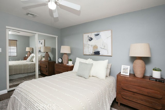 Detail Gallery Image 19 of 41 For 5024 N Bentree Cir, Long Beach,  CA 90807 - 4 Beds | 2 Baths