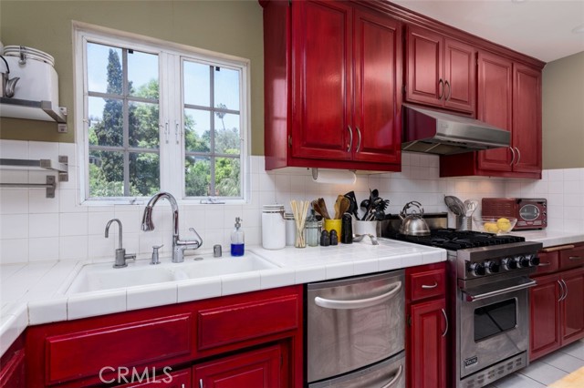 Detail Gallery Image 13 of 38 For 1515 Indiana Ave, South Pasadena,  CA 91030 - 5 Beds | 3/1 Baths