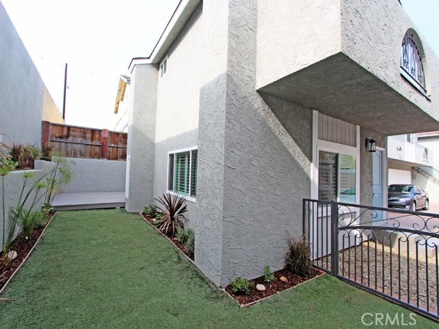 2702 Nelson Avenue, Redondo Beach, California 90278, 2 Bedrooms Bedrooms, ,1 BathroomBathrooms,Residential,Sold,Nelson,WS16767098