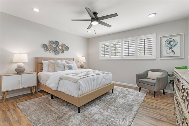 906 E Chalynn Avenue, Orange CA: https://media.crmls.org/medias/4c65bc57-a5ae-49a3-860b-ecf387b68dd7.jpg