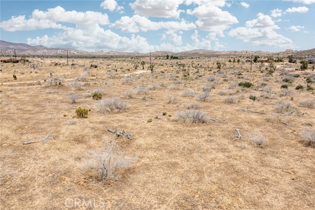 Detail Gallery Image 14 of 16 For 3200 Bush Ave, Pioneertown,  CA 92268 - – Beds | – Baths