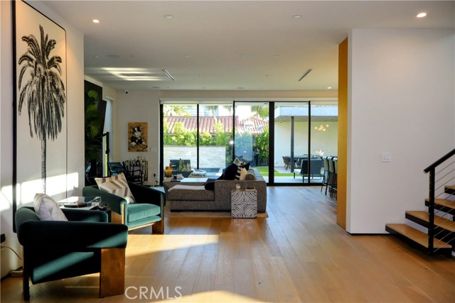 6430 Drexel AVE, Los Angeles CA: https://media.crmls.org/medias/4c662ad0-3a07-43d1-8928-d5e4ccafbb6d.jpg