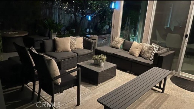 5357 Ellenvale Avenue, Woodland Hills CA: https://media.crmls.org/medias/4c677d64-ec0f-404b-a4fc-3c47c809a8a4.jpg