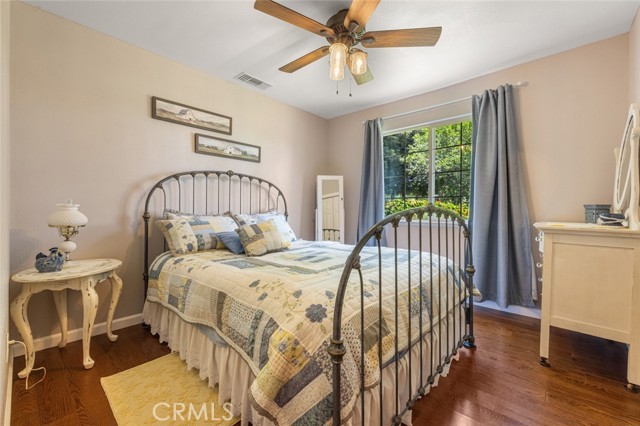 4742 Crow Road, Oakdale CA: https://media.crmls.org/medias/4c68ed51-53db-444a-86c7-f6f0ccb71c09.jpg