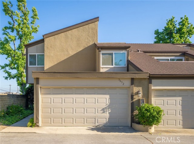 Detail Gallery Image 2 of 25 For 3652 Towne Park Cir, Pomona,  CA 91767 - 3 Beds | 2/1 Baths
