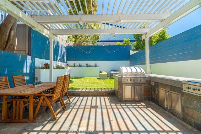 Detail Gallery Image 42 of 45 For 1742 Dixon St, Redondo Beach,  CA 90278 - 3 Beds | 2 Baths