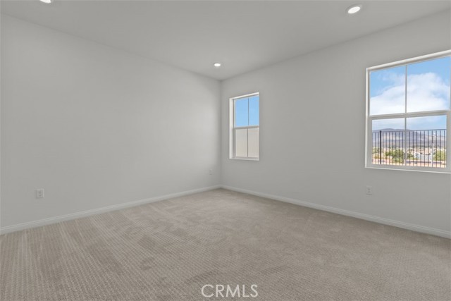 27354 Dunite Drive, Perris CA: https://media.crmls.org/medias/4c694ea3-1c7b-48a2-ae90-88b554900c4c.jpg