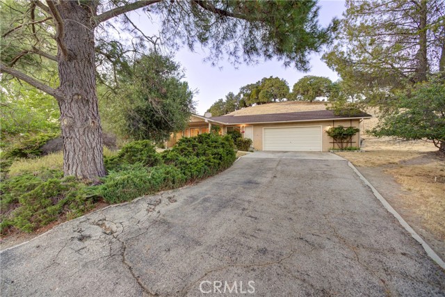 6305 Portola Road, Atascadero CA: https://media.crmls.org/medias/4c69cfe4-e074-4ece-ba8a-bcd91823b079.jpg