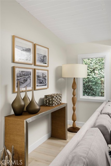 Detail Gallery Image 2 of 45 For 410 Acacia Ave #1/2,  Corona Del Mar,  CA 92657 - 3 Beds | 3 Baths