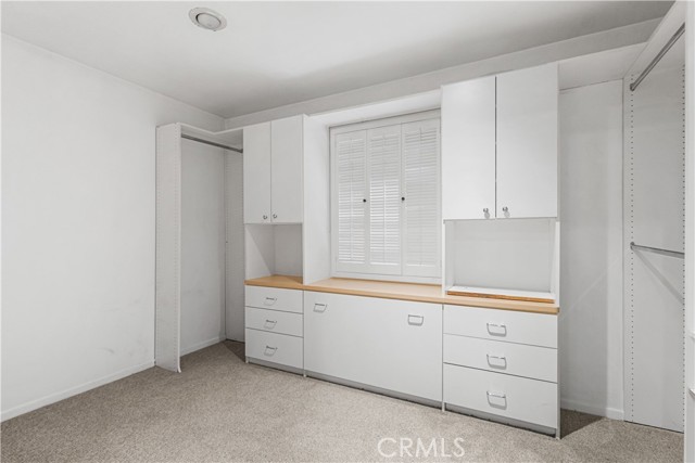 Detail Gallery Image 10 of 47 For 17361 Parthenia, –,  CA 91325 - 5 Beds | 4 Baths