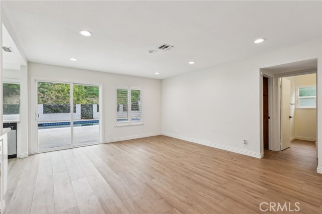 740 Great Bend Drive, Diamond Bar CA: https://media.crmls.org/medias/4c6a2f6b-8ee3-436f-870f-3f473a9d6c22.jpg