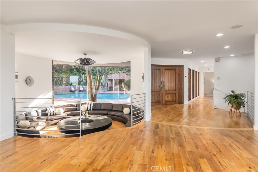 3828 Alomar DriveSherman Oaks img 31