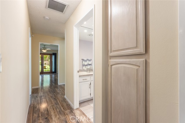 Detail Gallery Image 42 of 60 For 16014 Yarnell St, Sylmar,  CA 91342 - 4 Beds | 2 Baths