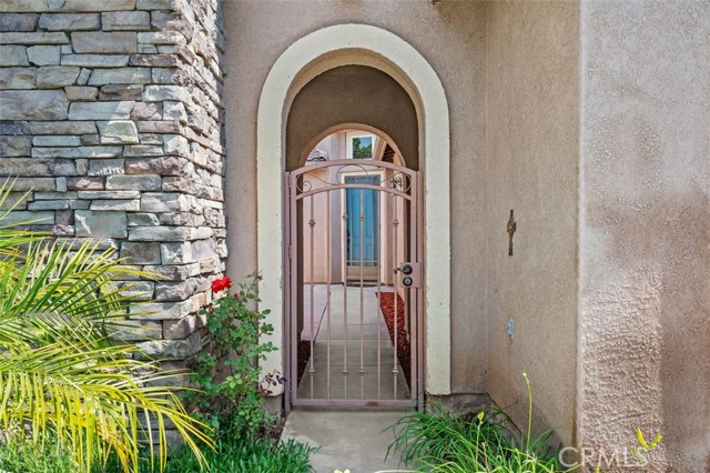 35051 Via Santa Catalina, Winchester CA: https://media.crmls.org/medias/4c6b9488-00b2-4028-8be9-060642fbb4ee.jpg