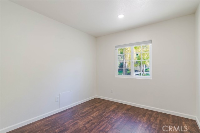 Detail Gallery Image 14 of 27 For 31256 Quail Valley Rd, Castaic,  CA 91384 - 3 Beds | 3 Baths