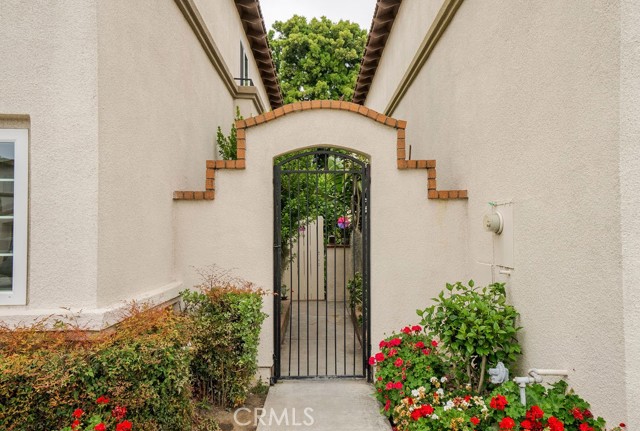 Detail Gallery Image 4 of 54 For 13303 Somerset St, Whittier,  CA 90602 - 4 Beds | 2/1 Baths