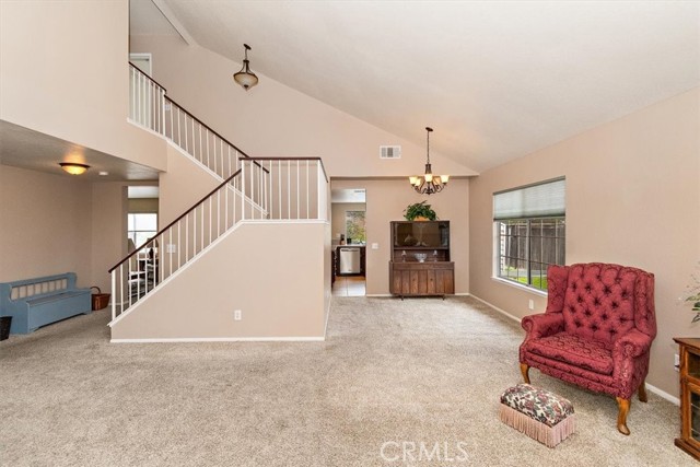 718 Cherry St, Corona CA: https://media.crmls.org/medias/4c6c950a-e01b-41d2-90f2-7129557b8880.jpg