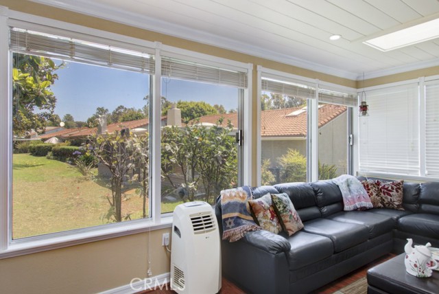 5521 Via La Mesa, Laguna Woods CA: https://media.crmls.org/medias/4c6cbf20-4d4b-43ca-b1c5-cff72657f571.jpg