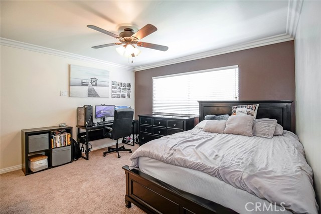 Detail Gallery Image 32 of 54 For 27123 Crossglade Ave #4,  Canyon Country,  CA 91351 - 2 Beds | 2 Baths