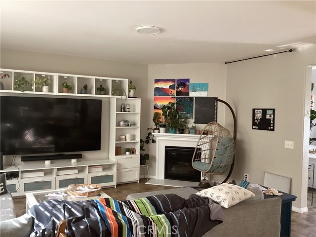 29246 Loden Circle, Menifee CA: https://media.crmls.org/medias/4c6d30bd-77ec-49e0-b861-a84648a56613.jpg