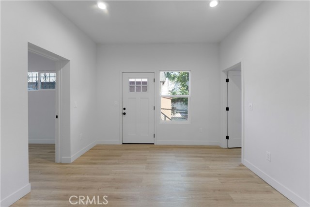 Detail Gallery Image 15 of 20 For 752 E 17th St, Los Angeles,  CA 90021 - – Beds | – Baths