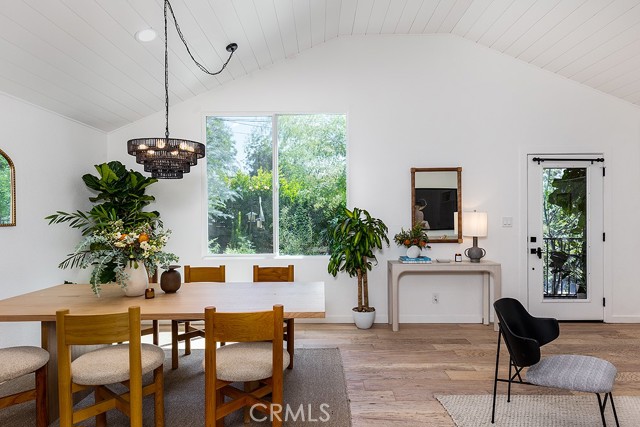 1217 Avenue 56, Highland Park CA: https://media.crmls.org/medias/4c6de855-c717-49f0-9802-b2a6c6d9f7a9.jpg