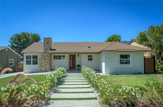 Detail Gallery Image 1 of 1 For 2924 Manhattan Ave, La Crescenta,  CA 91214 - 3 Beds | 2/1 Baths