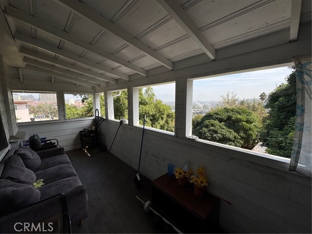 Detail Gallery Image 17 of 27 For 1566 Rollins Dr, Los Angeles,  CA 90063 - – Beds | – Baths