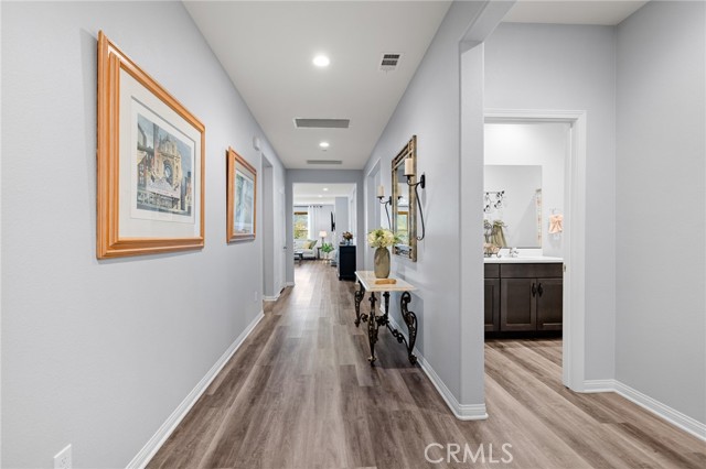 Detail Gallery Image 10 of 74 For 29819 Saddle Ranch Pl, Menifee,  CA 92584 - 4 Beds | 2/1 Baths