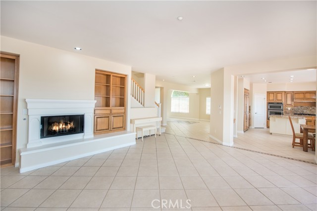 28817 Terrace Drive, Highland CA: https://media.crmls.org/medias/4c70927e-b1b1-4af6-92a6-de139d37df8f.jpg